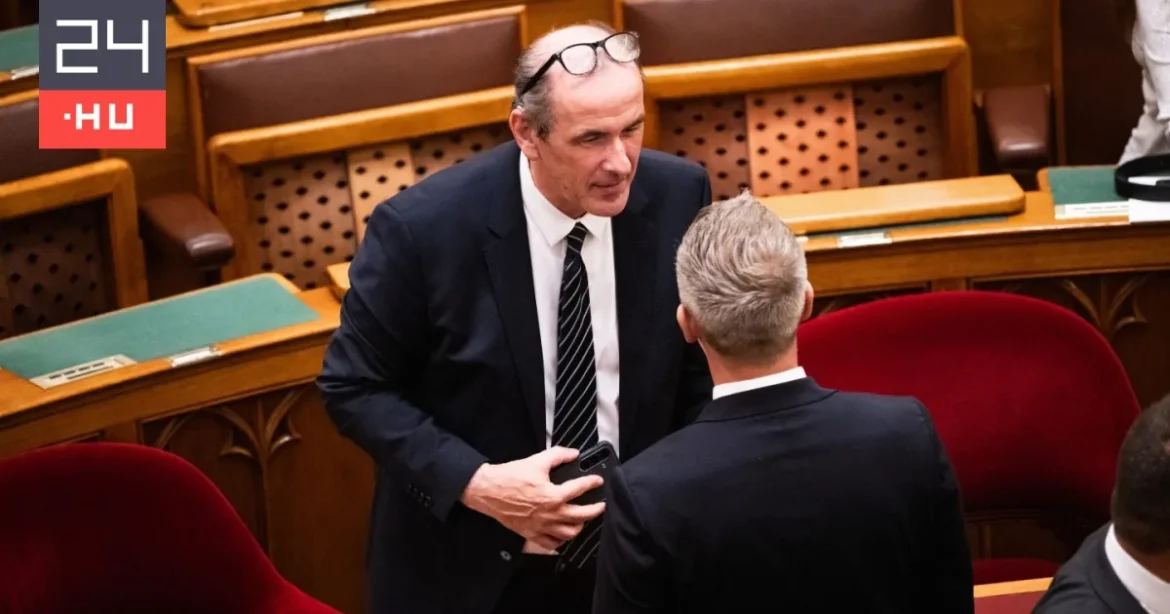 Az egészségügyi miniszter reagált Baka András döntésére