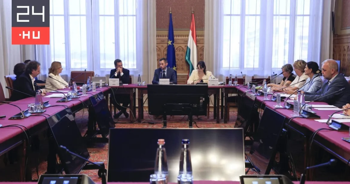 Elkezdődtek a Médiatanács elnökjelöltjeinek meghallgatásai