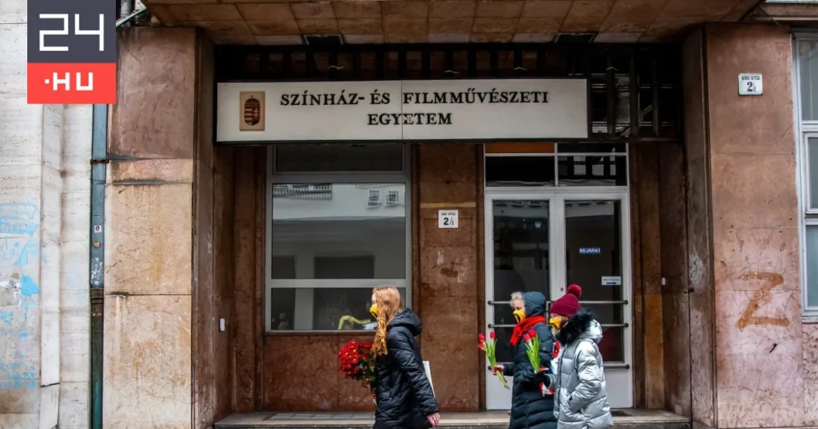 Lemondott rektorhelyettesek oktatnak tovább az SZFE-n
