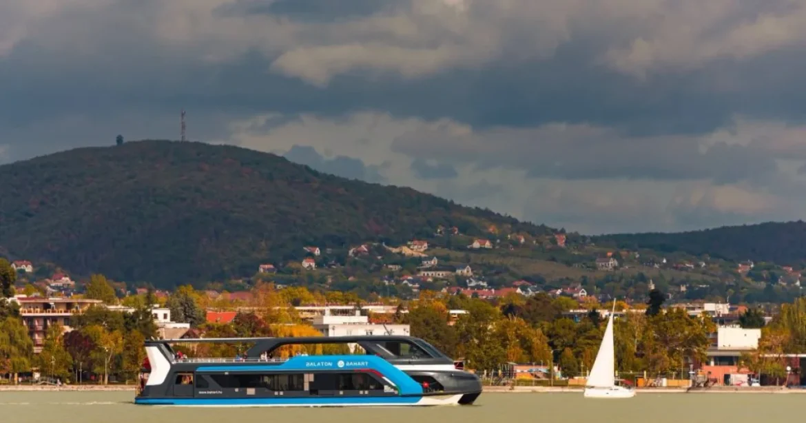 Őszi hajózási szezon a Balatonon: menetrend és jegyárak