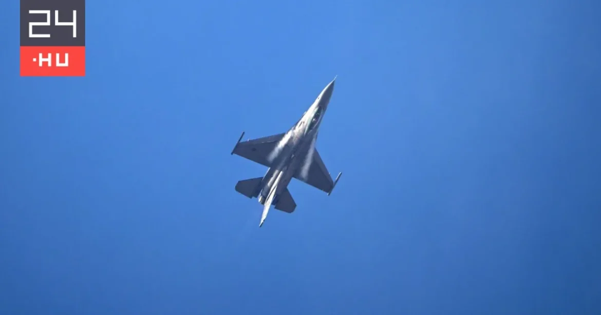Román F16-osok üldöztek egy idegen drónt, ami végül egy kukoricásba zuhant