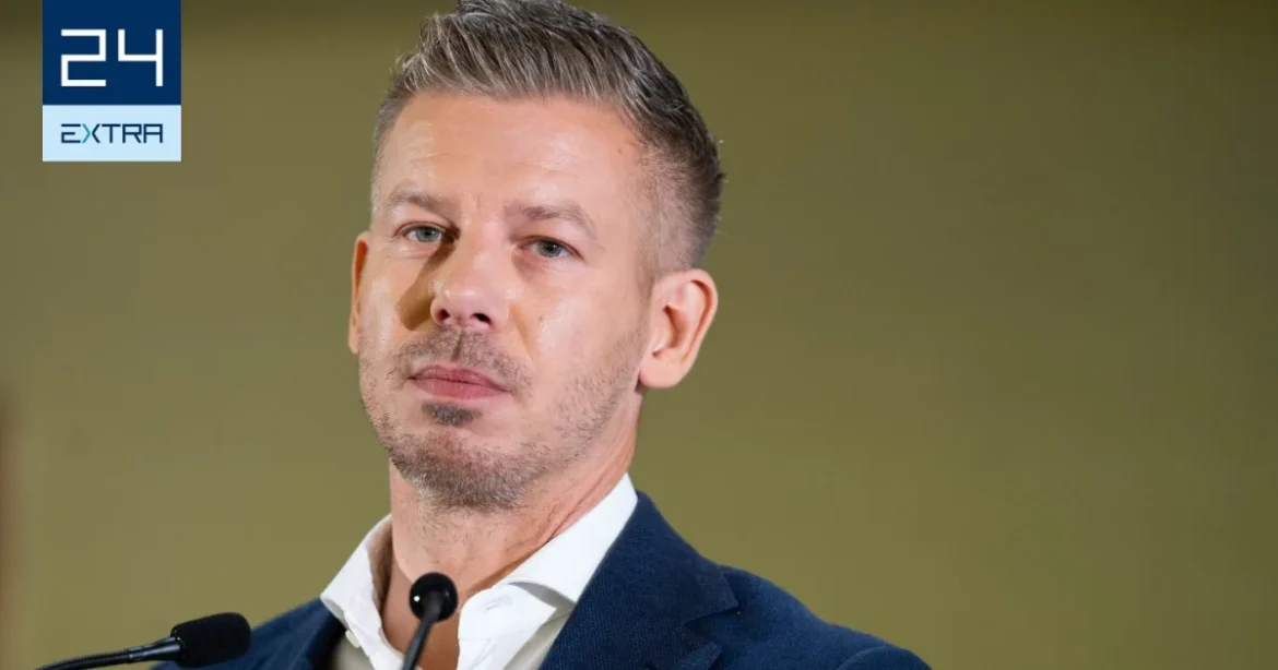 Szent-Iványi: le kellene állítani a Megafon-diplomáciát