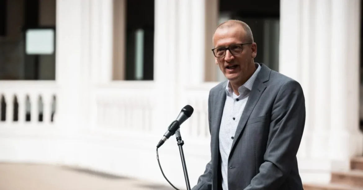 Tarr Zoltán: megszüntetjük a múzeumi központot