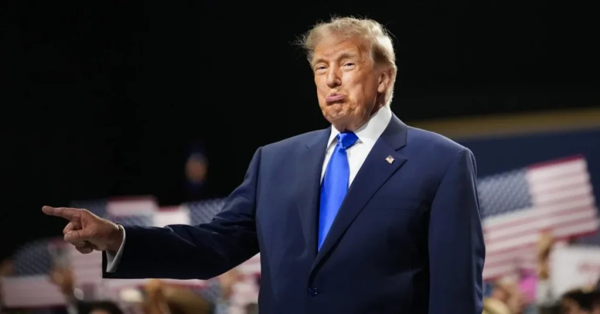 Újságok perelik Trumpot a Fehér Házból való kitiltás miatt