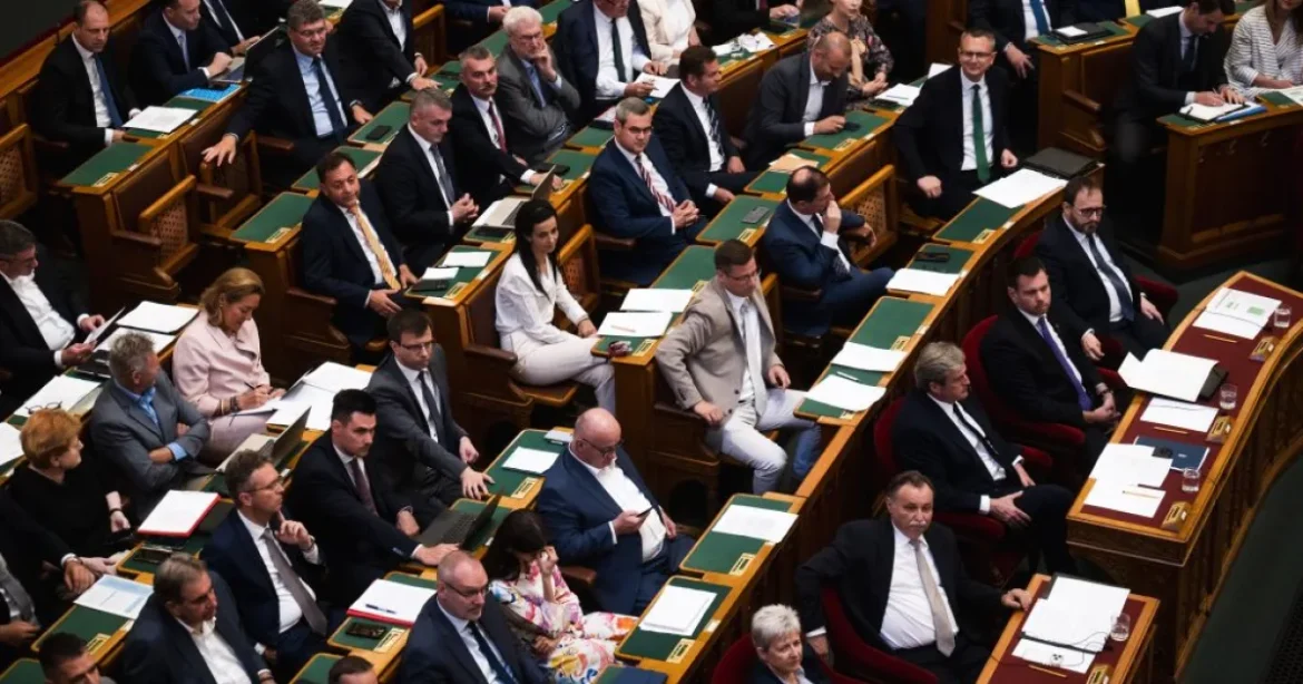 Fidesz és KDNP három törvénymódosítást támad meg az Alkotmánybíróságon