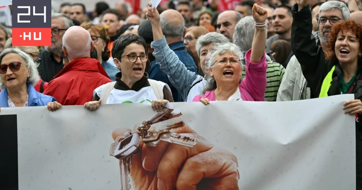 Rendőrség vetett be gumilövedéket és könnygázt spanyol lakhatási tüntetők ellen