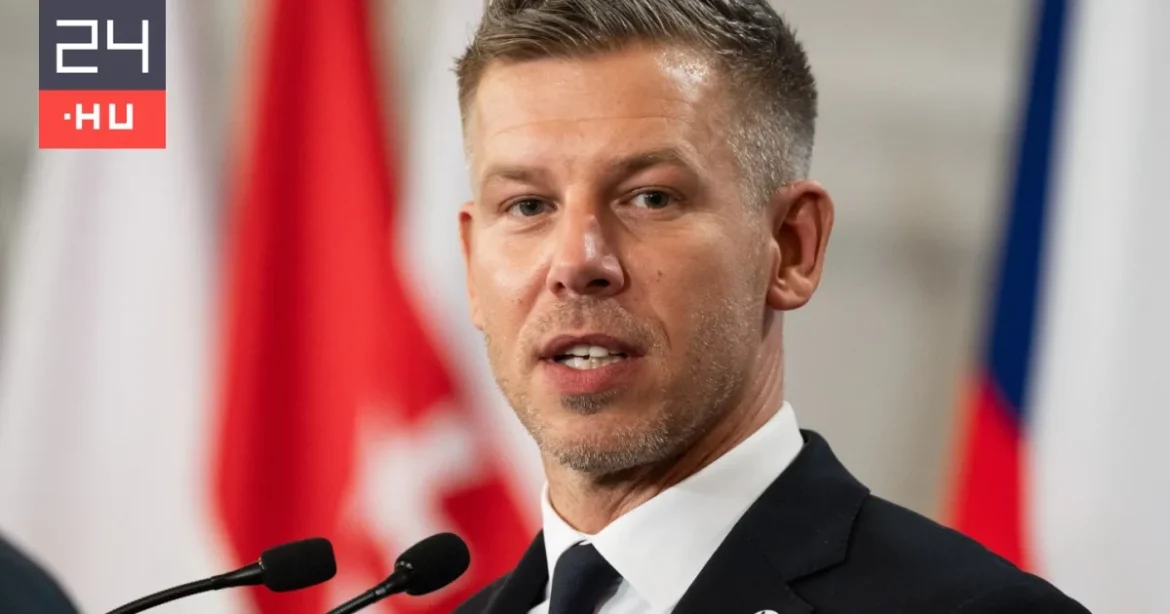 Seszták lett az Öltönyben a börtönben program első tagja
