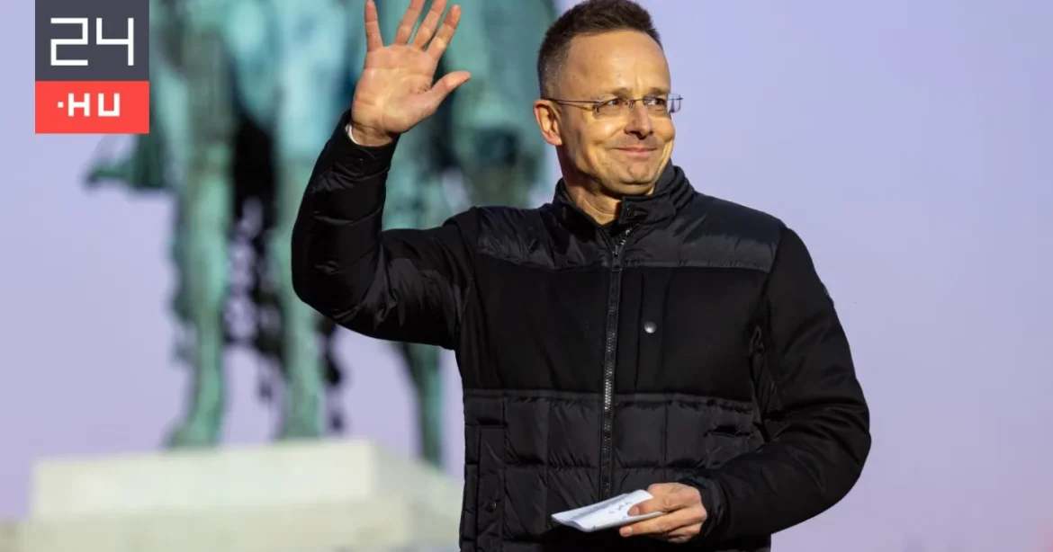 Szijjártó Péter hétfőn a Nemzetbiztonsági Bizottság előtt